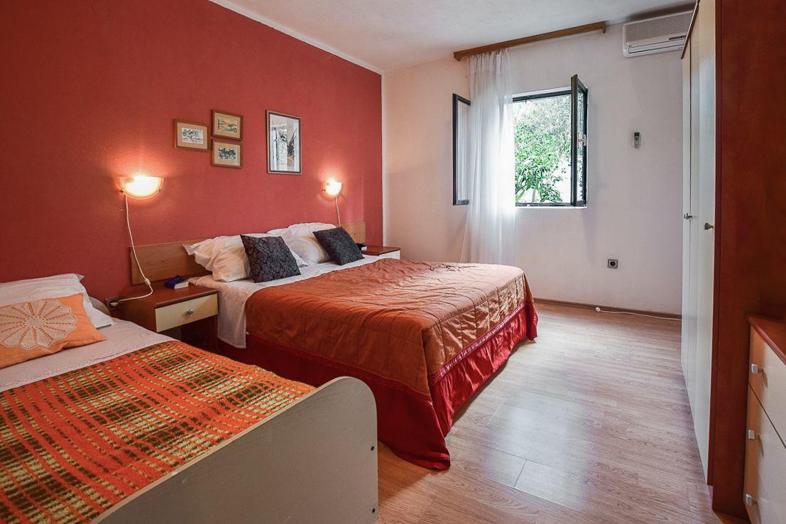 Apartments Derado Supetar Kültér fotó
