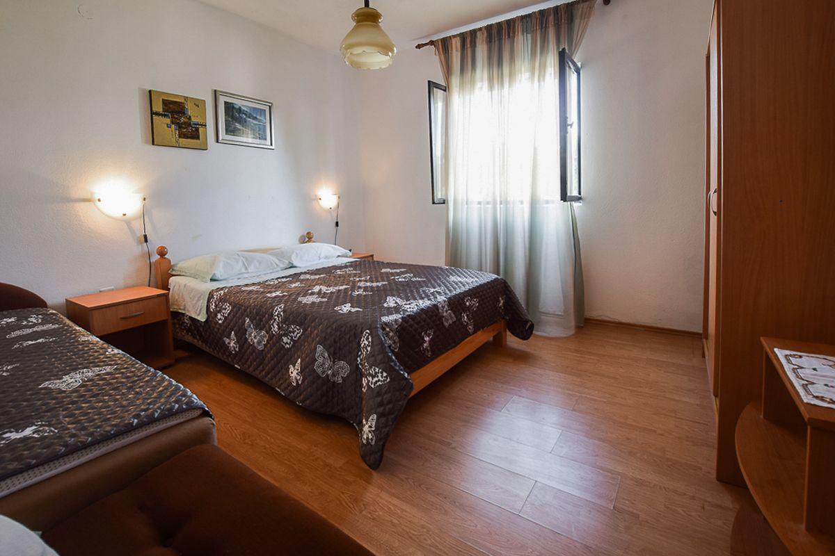 Apartments Derado Supetar Kültér fotó